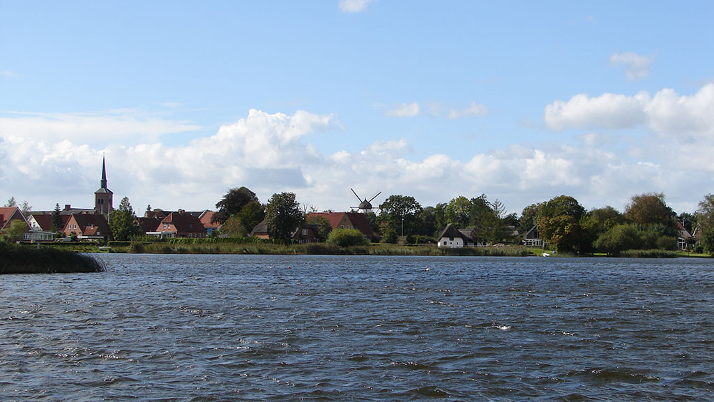 Jels Sø og by